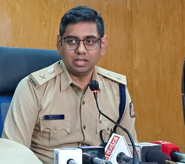 New SP arrives in the district Illegality will not be tolerated.. There is no room for injustice!