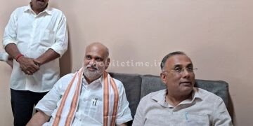 Congress Brahmin who does not agree with RSS ideology!