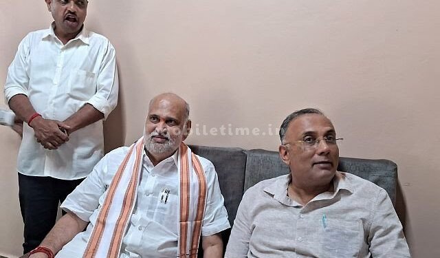 Congress Brahmin who does not agree with RSS ideology!