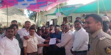 Crores of rupees looted People of Zoida are furious!