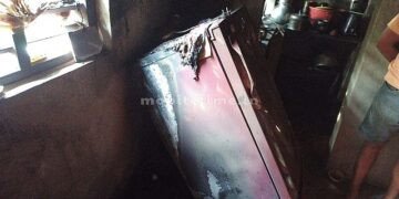 Fire accident Poor man's house burnt to ashes!