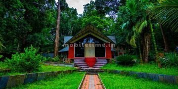 Free food and accommodation - guaranteed skill development They give money... they teach you the job!