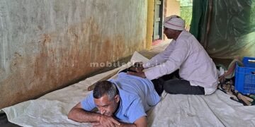 Hero of Naughty Nanny Get rid of joint pain without medicine!