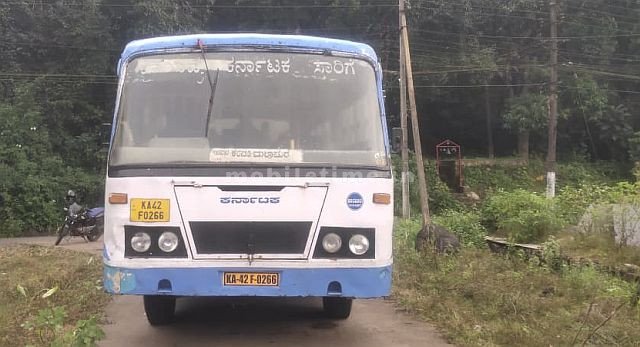 Mallapur-Keravadi Yamadoot hiding inside the bus!