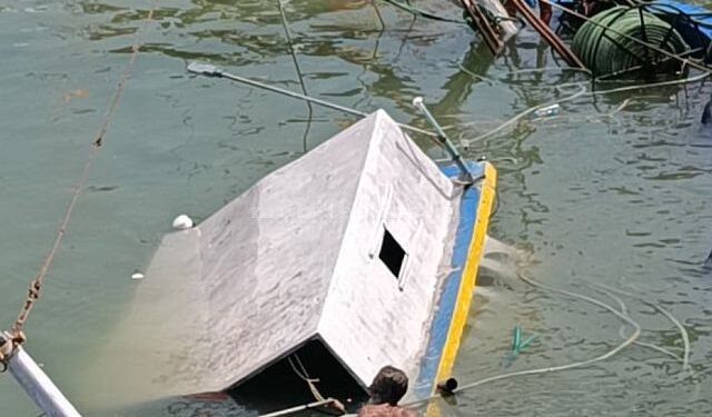 The boat sank.. life was shaken!