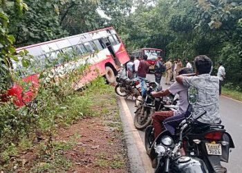 Two accidents in one day Driver saves lives!