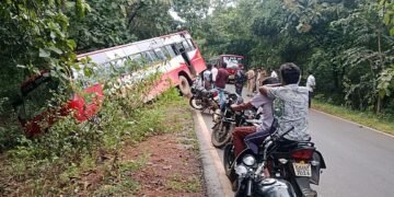 Two accidents in one day Driver saves lives!