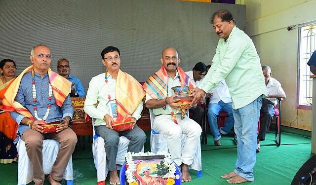 Achievement of a tribal leader Memory