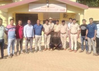 Ander an engineer who had charas!