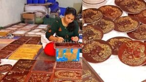 Beautiful decoration made from walnut shells!