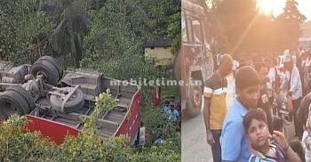 Bus falls into abyss!