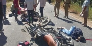 Collision between bikes Rider dies