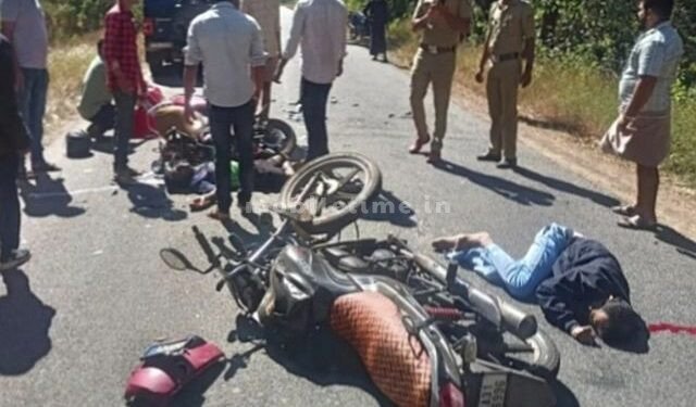 Collision between bikes Rider dies