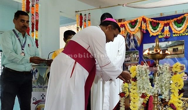 `Kanakadasa's ideal is exemplary'