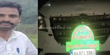 A fake lion roared in front of a girl It fell into a trap!