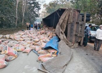 ACC cement filled the highway pothole!