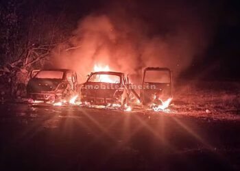 Cylinder explosion Auto fire with two cars!