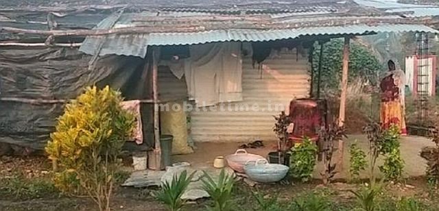 His house is a temple of sandalwood!