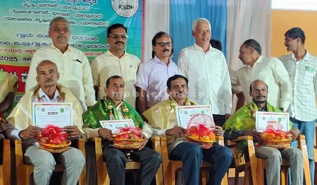 Honored for a successful beekeeper