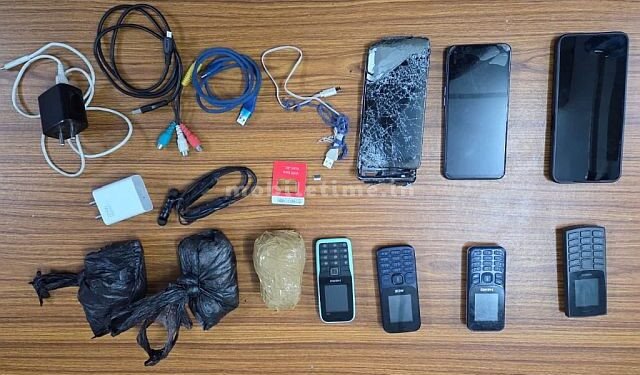 Jio network even inside the prison!