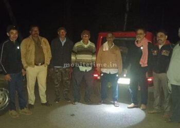 People's night patrol They are the police in their own town!