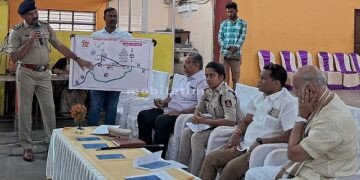 Yellapur Fair The biggest problem here is that everyone brings a car!