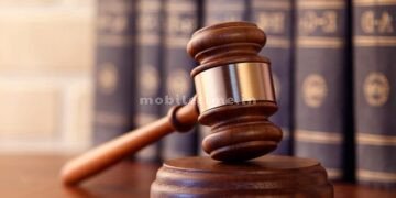 Loan of 10 lakhs.. compensation of 17 lakhs.. fine of 20 thousand rupees!