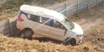 A car that jumped a pothole!