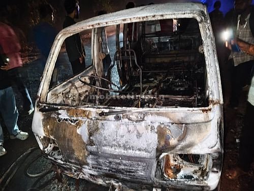 Car catches fire Everyone is safe!