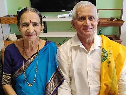 Ceremony honoring teacher couple
