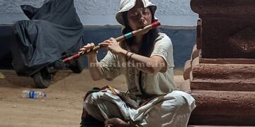 High-tech begging from foreign workers!