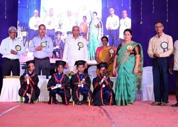 It is important to teach manners in schools