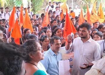 Protest against the principal!
