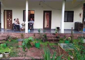 Resort owner hides foreigners' stay!