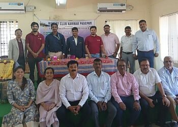 Rotary Club understands the hearts of patients Karwar West Division donates Rs 3 lakh