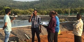 ಅನಧಿಕೃತ ಸಿಗಡಿ ಕೃಷಿ: ಅಧಿಕಾರಿಯ ಭೇಟಿ