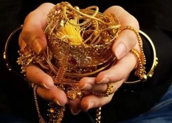 Gold stolen from Munji's house!