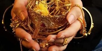 Gold stolen from Munji's house!