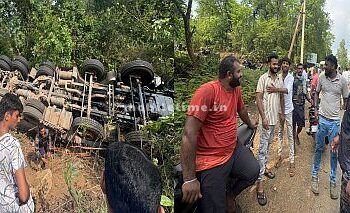 Lorry overturns Driver rescued