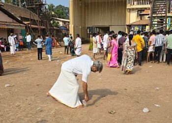Manjuguni The one in clean clothes who saw God in cleanliness!