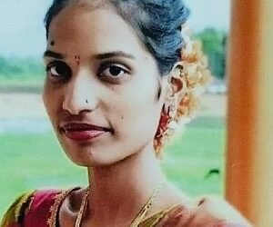Woman who left her mobile phone at home