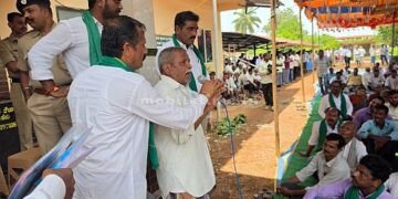 Crore-rupee ritual in Kalangi Society Protest!