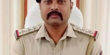 ಸಾಹಸಿ ಅಧಿಕಾರಿಯ ದುಡುಕು ನಿರ್ಧಾರ!