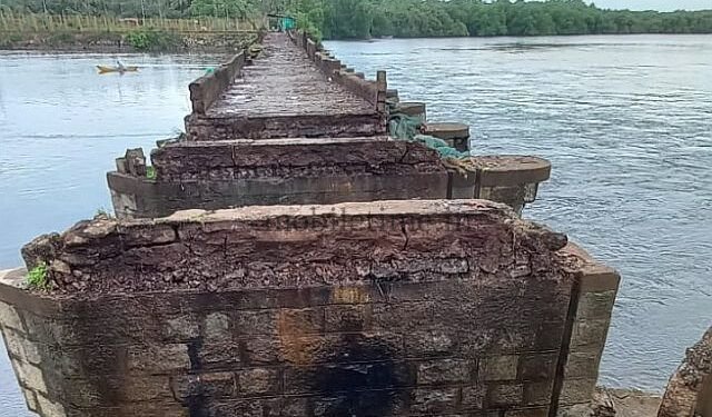Kadawada Bridge connecting to the sea!