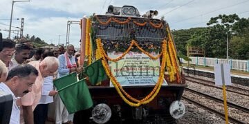 Passengers pay attention here This train which leaves from Kumta will reach Tirupati...