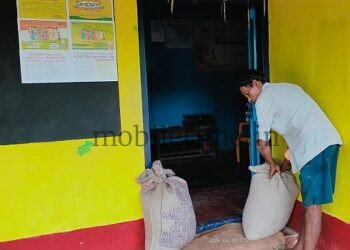 There is a shortage of rice in Bomb Nagendra's house The Tahsildar listened to his cries!