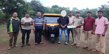 Transporting marijuana in a rickshaw Arrest!
