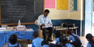 ಮಕ್ಕಳು ಶಾಲೆಗೆ: ಶಿಕ್ಷಕರು ಎಸ್ಐಆರ್ ಪರಿಶೀಲನೆಗೆ