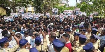 Ankola People take to the streets against the port!