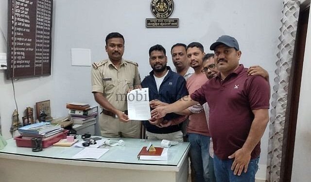 Contractor fled without filling the pit Demand for strict action